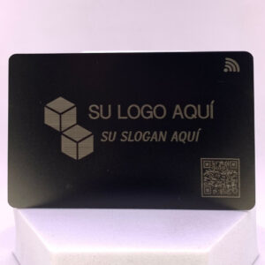 Smart cards en metal negra con corte Láser